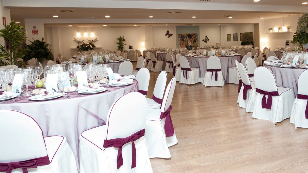 Salón Albatros del Hotel Bonalba montado para un banquete