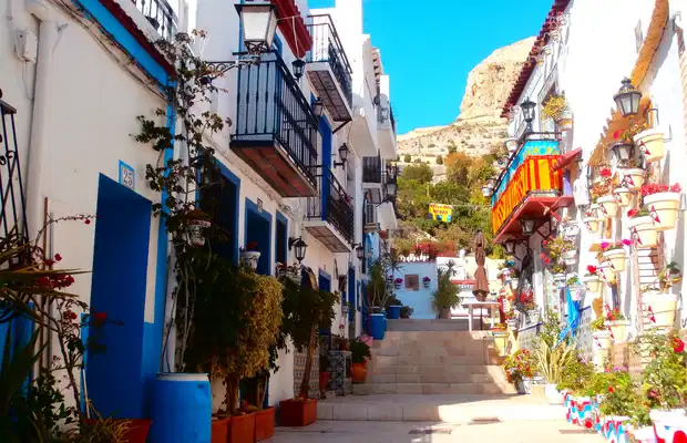 barrio-de-santa-cruz